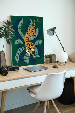 Prowling Tiger Print