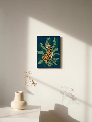 Sitting Tiger Print