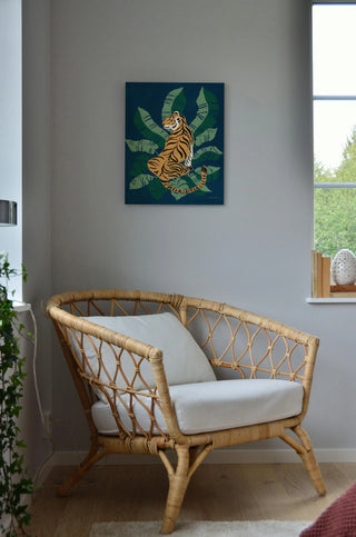 Sitting Tiger Print